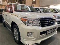 تۆیۆتا لاند کروزەر